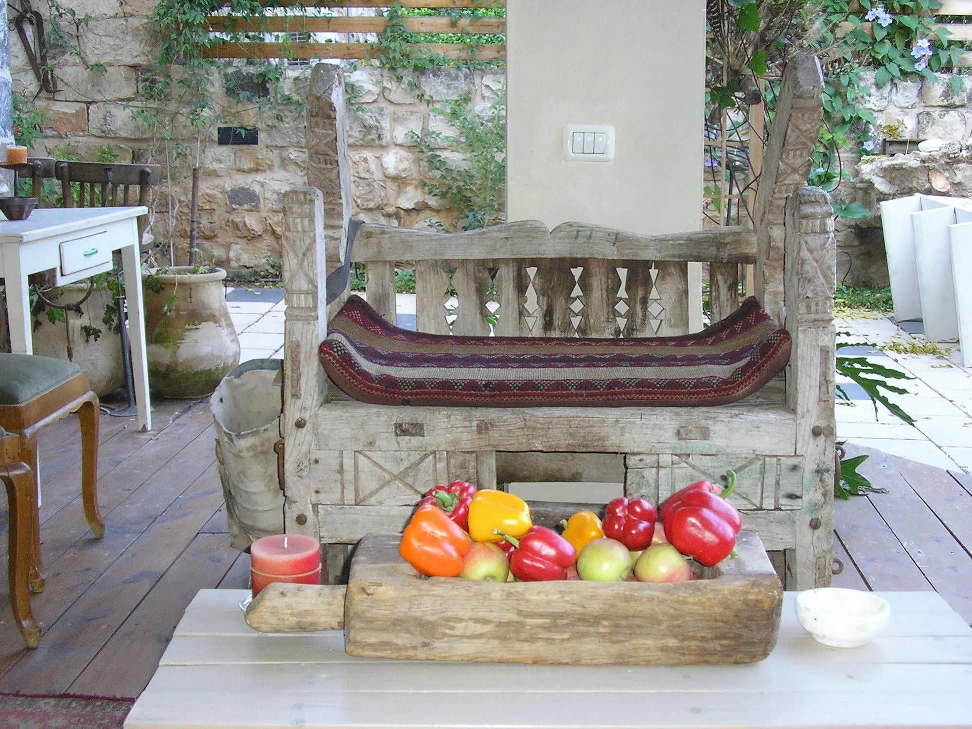 Hotel Shulamit Yard à Rosh Pina Extérieur photo