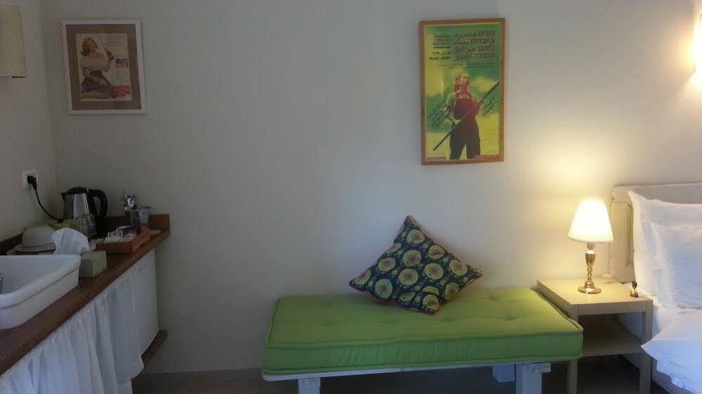 Hotel Shulamit Yard à Rosh Pina Extérieur photo